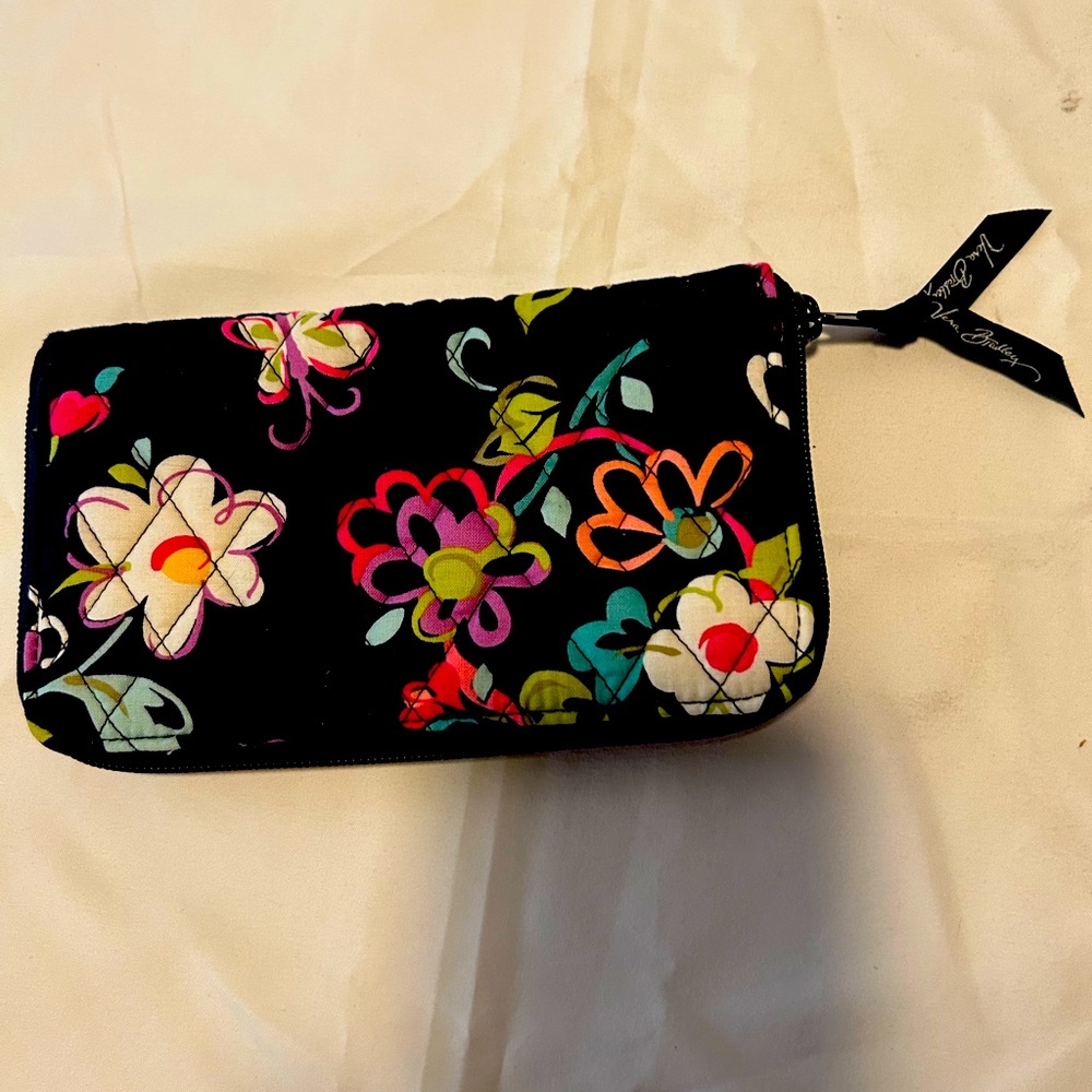 Vera Bradley cloth quilted wallet